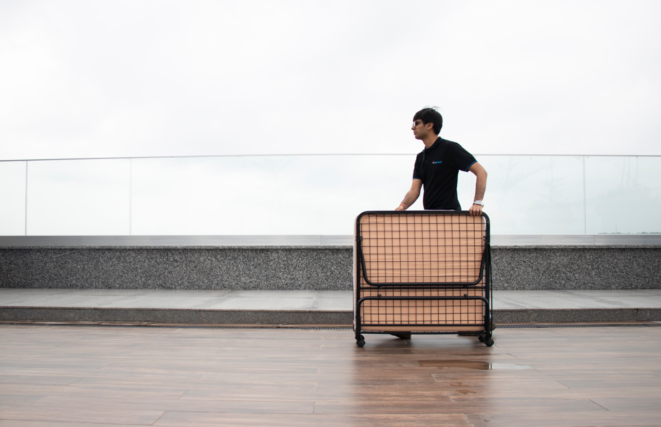 PRIMA FOLDING ROLL-AWAY BED